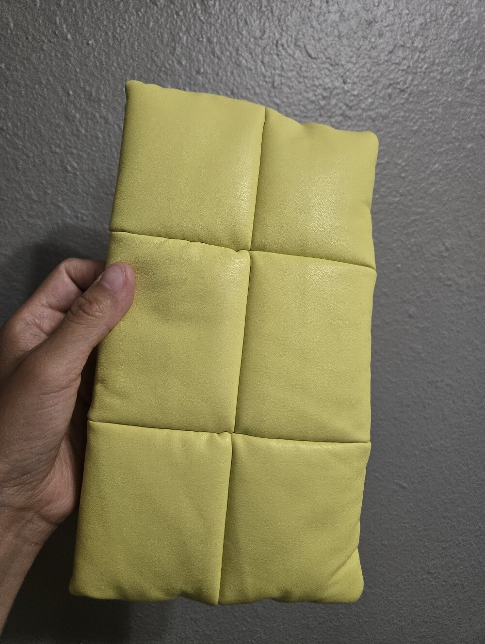 Shiraleah Yellow Green Puffy Wallet